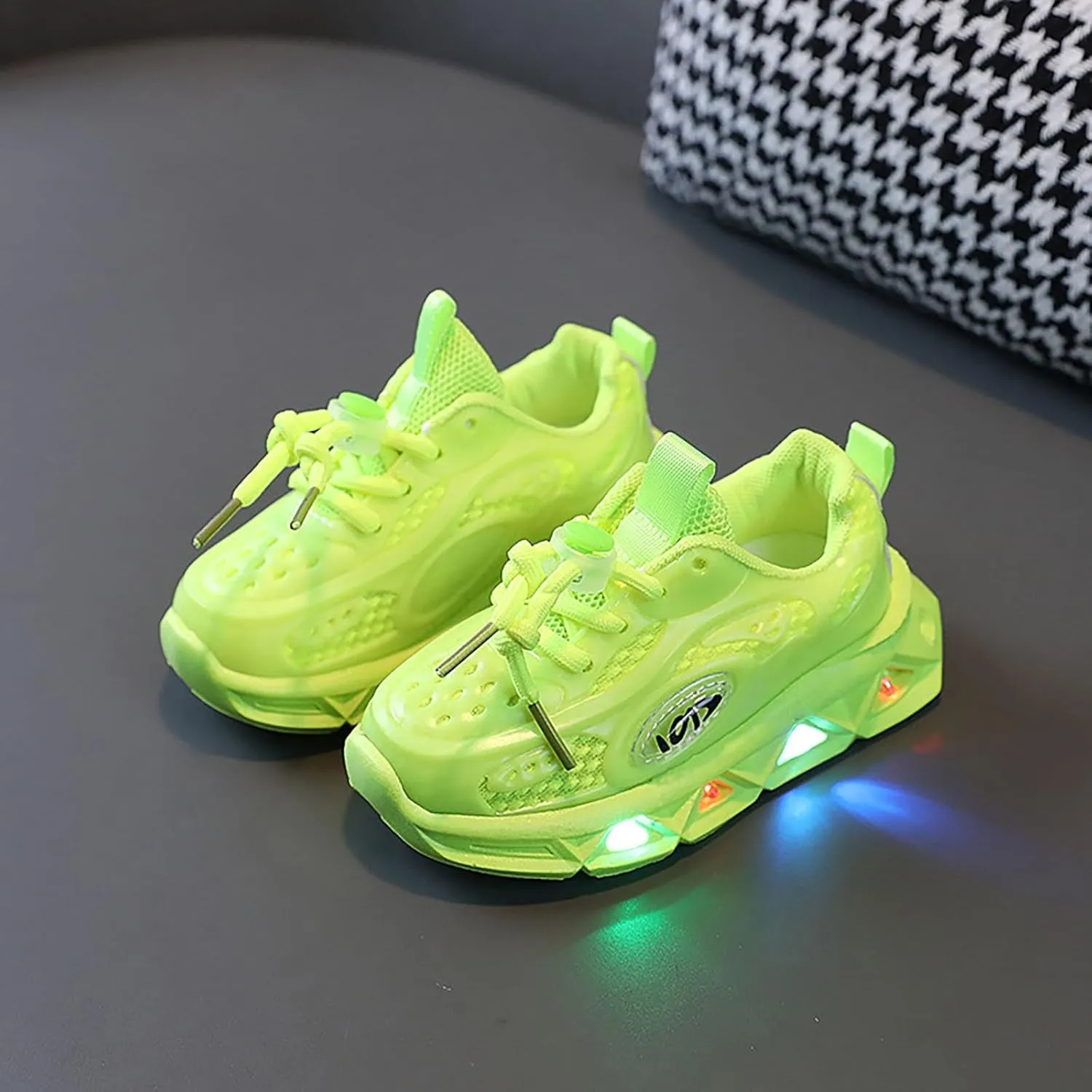 Baby Infant Rubber Foam Light up Sneakers Lace Lightweight Toddler First Walking Non Slip Sport Shoes Running Outdoor
