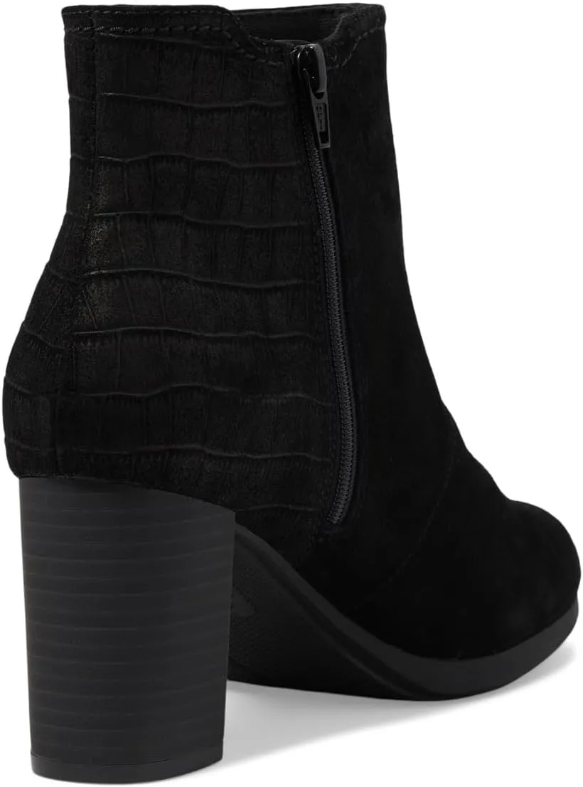 Clarks Women's Bayla Rose Fashion Boot