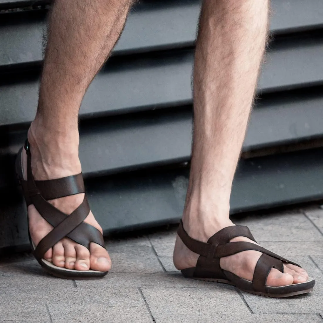 Harssidanzar Genuine Leather Sandals Mens for Outdoor Sandals Mens Adjustable Strap Sandals Leather Sandals Men GM202