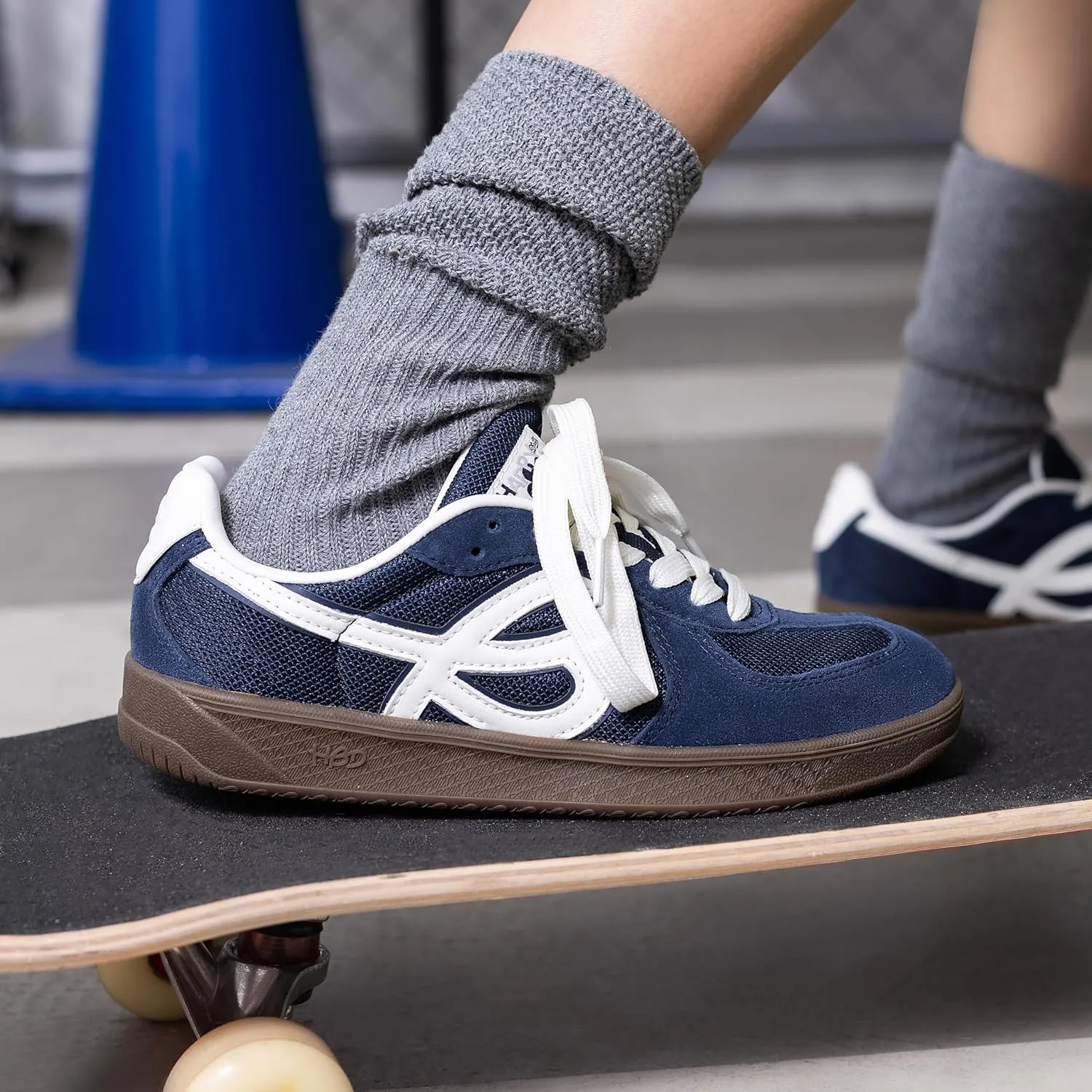LAZYDAY Sneakers for Women, Women's Lace Up Platform Fashion Sneakers Non-Slip Low Top Casual Walking Board Shoes