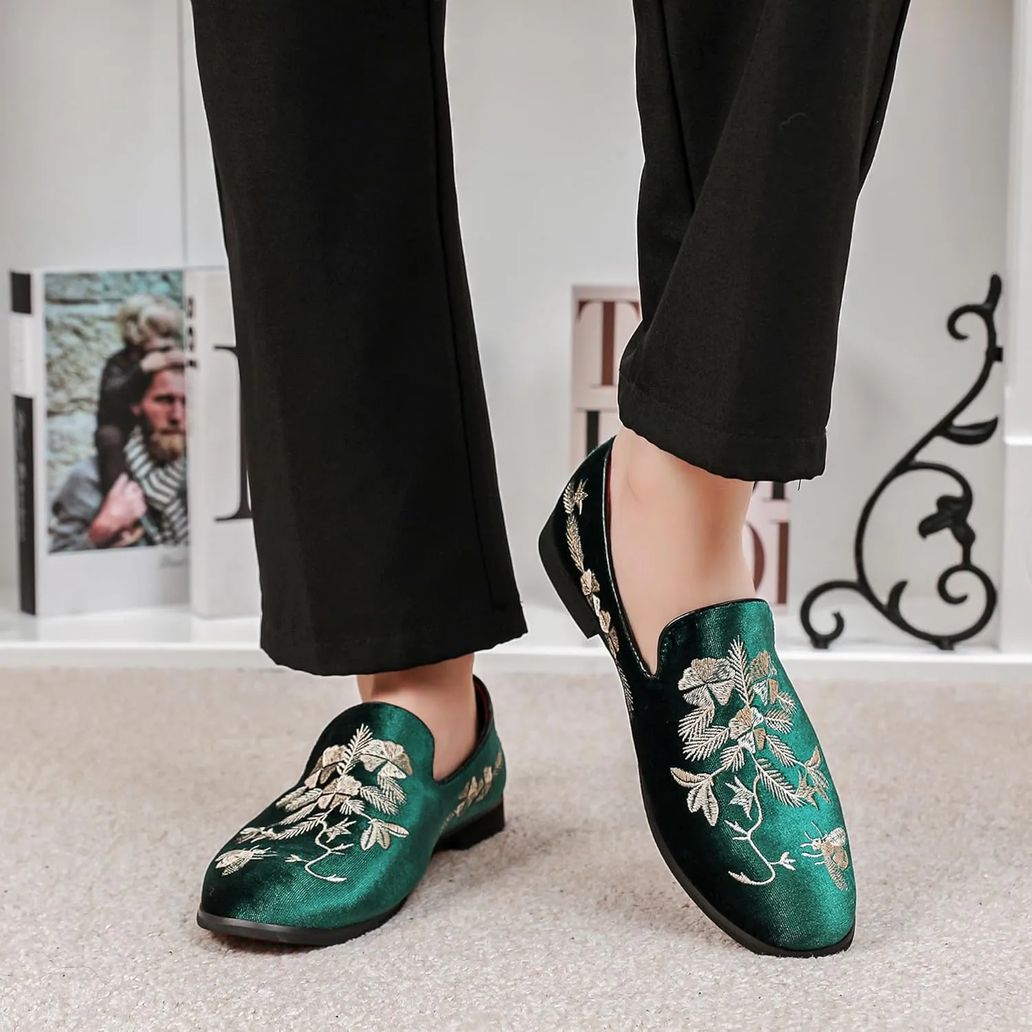 LCQL Men's Luxury Velvet Embroidery Loafers Slip On Flat Boats for Prom Party Wedding Office Outdoor Indoor Shoes Size 7-14