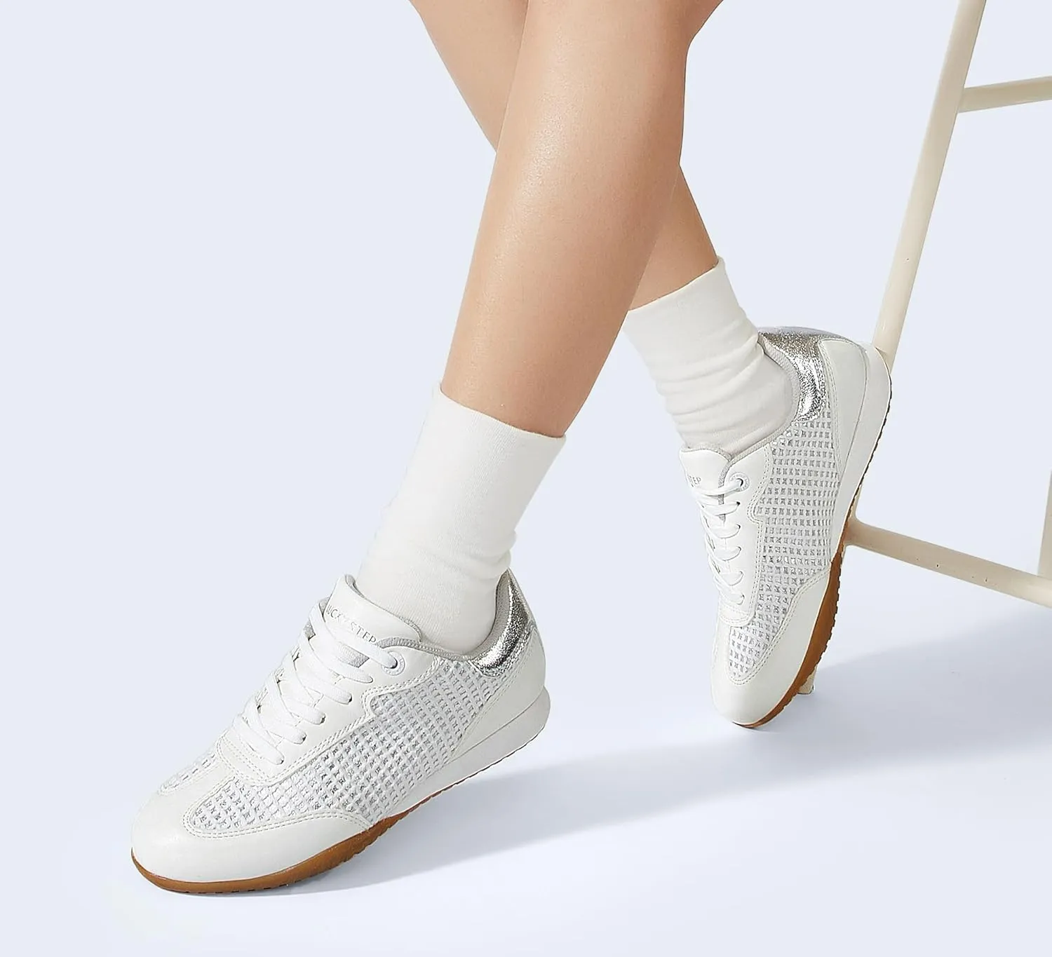 LUCKY STEP Women's Fashion Tennis Sneakers Casual Low Top Retro Lace-up Stylish Travel Lifestyle Trendy Walking Shoes