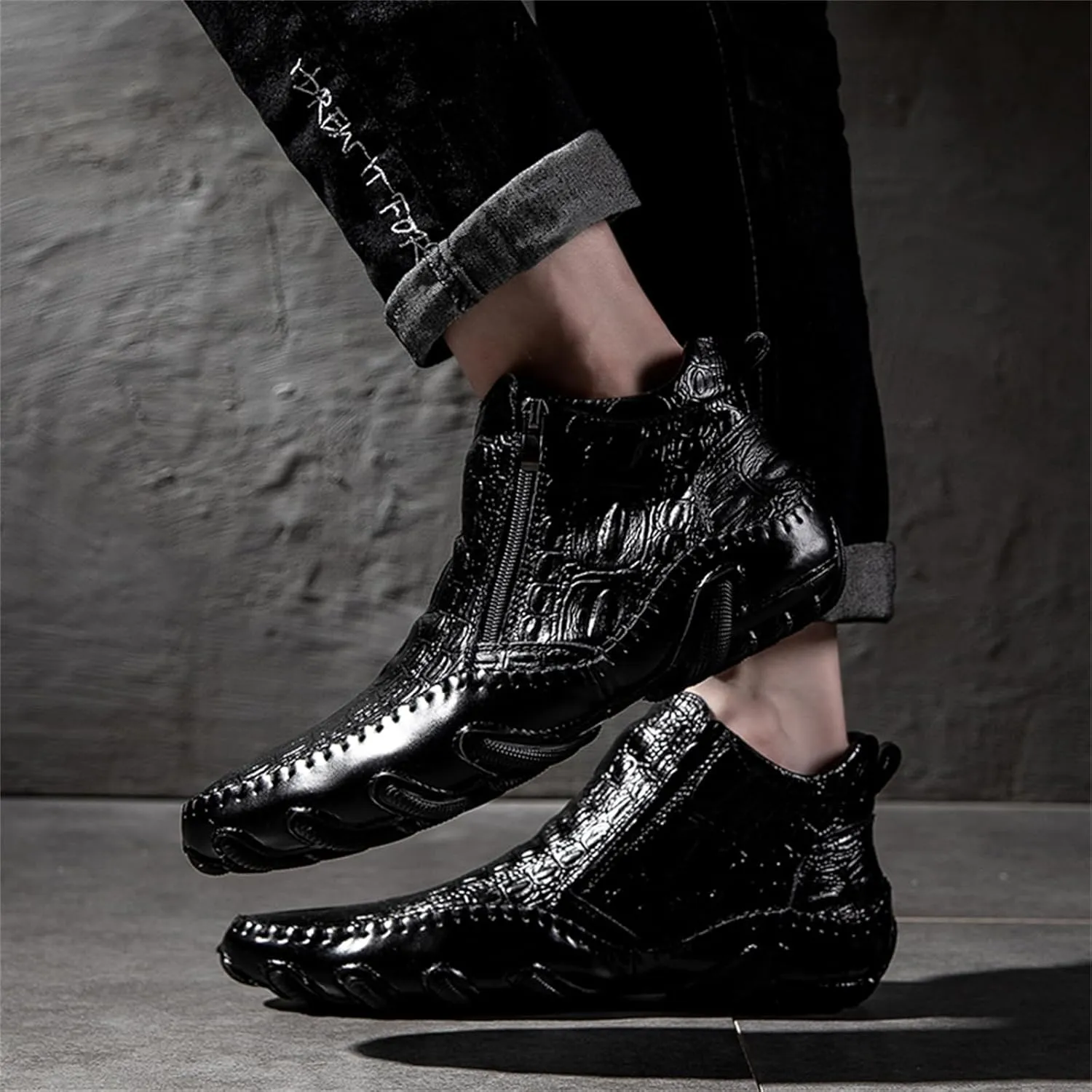 Mens Boot Side Zipper Ankle Dress Patent Leather Formal Boots Fashion Luxury Crocodile Pattern Luxury Classic Outdoor Non-Slip High-Top Fur Lined Loafers