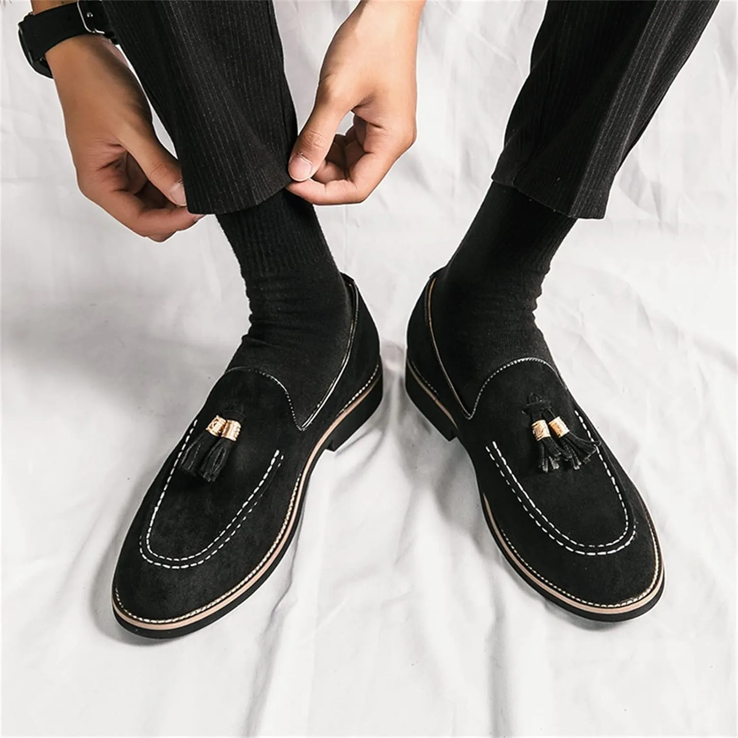Mens Faux Suede Tasseled Leather Slip On Loafers,Casual Business Dress Shoes British Retro Moccasin Driving Shoes