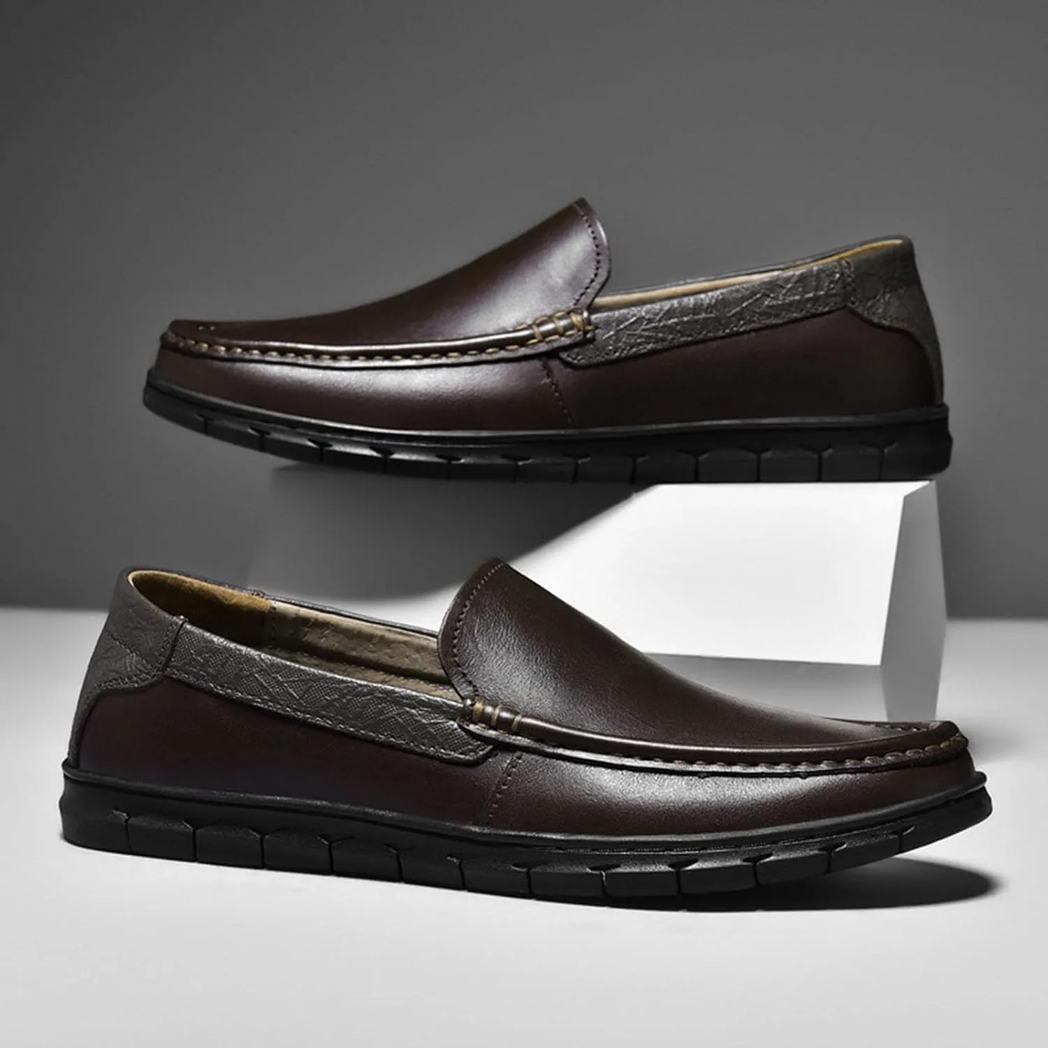Men's Leather Slip-On Loafers Comfortable Non Slip Leather Shoes for Business Attire Lightweight Classic Fashion Breathable Driving Loafers