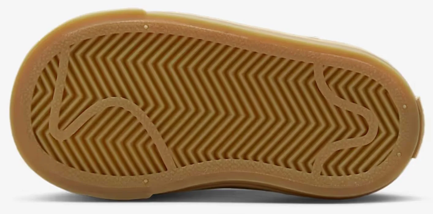NIKE Boy's Sneakers Shoes