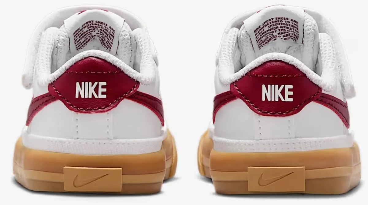 NIKE Boy's Sneakers Shoes