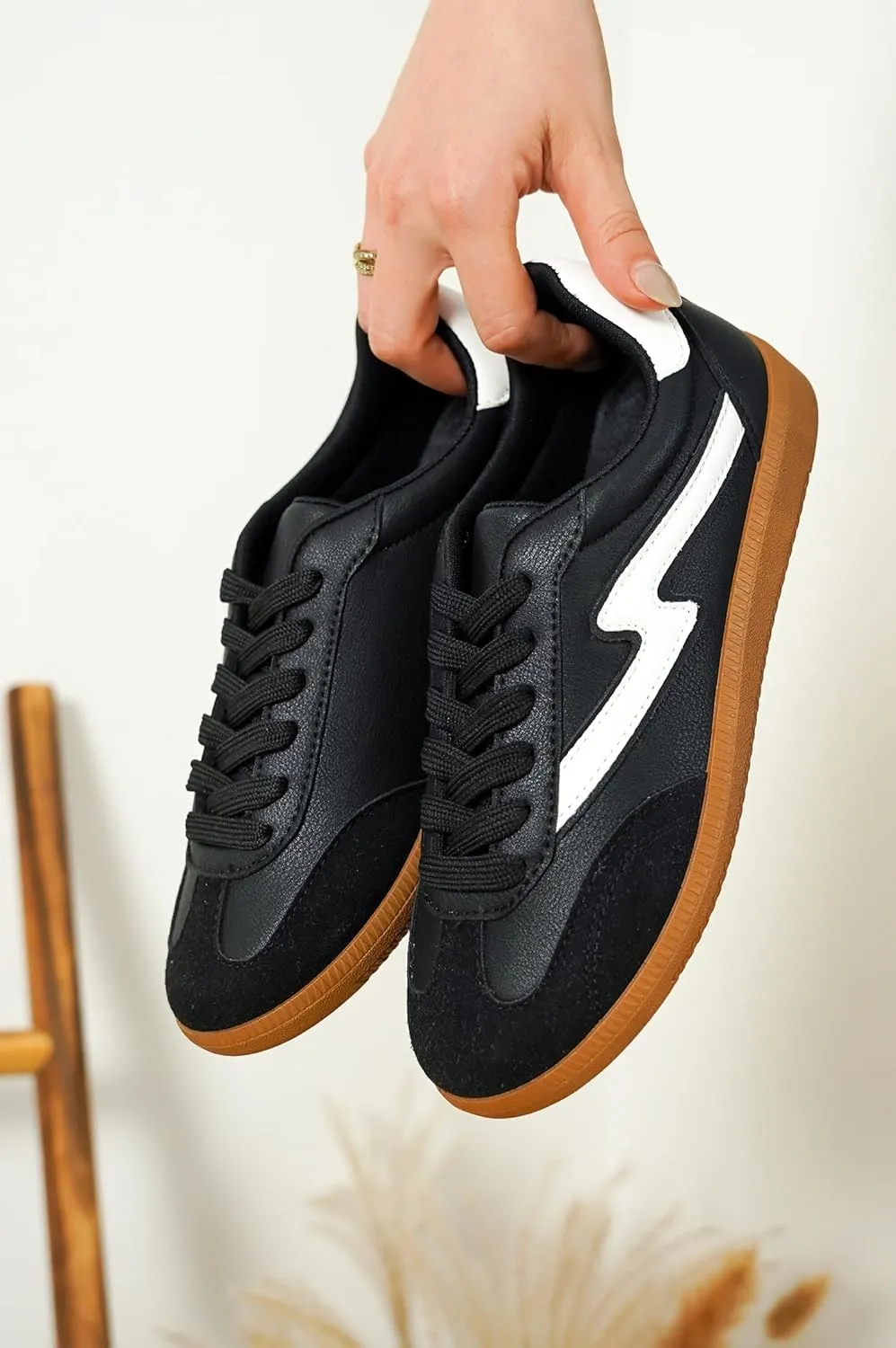Project Cloud Sneakers for Women - Lace-Up Shoes for Women Trendy Women Sneakers with Memory Foam Insole Women's Fashion Sneakers Non-Slip Womens Shoes (Irita)