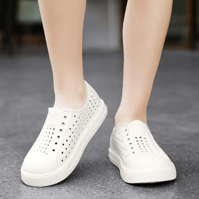 SECHRITE Kids Garden Clogs Shoes Outdoor Breathable Slip on Rubber Sandals Beach Water Shoes