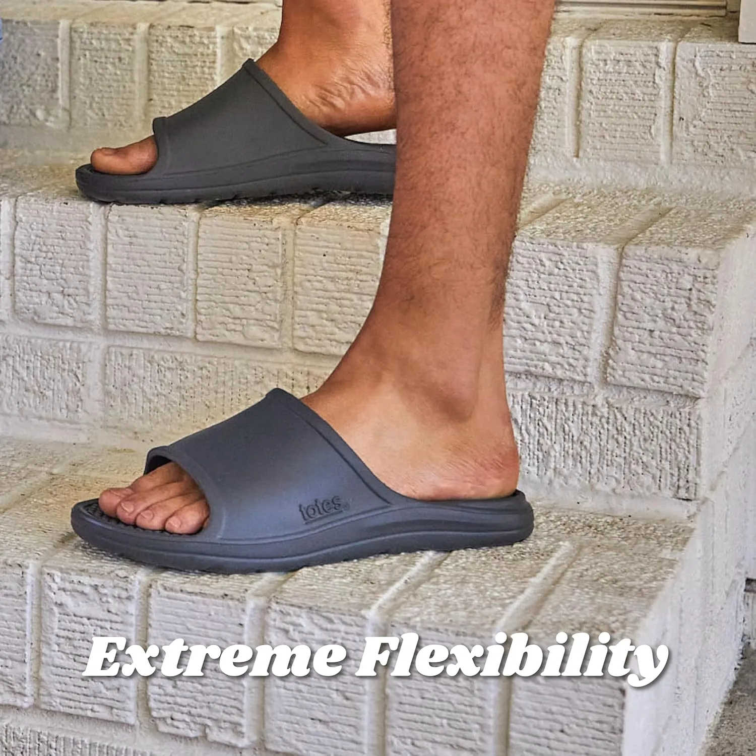 totes Men's Everywear Slide Sandal