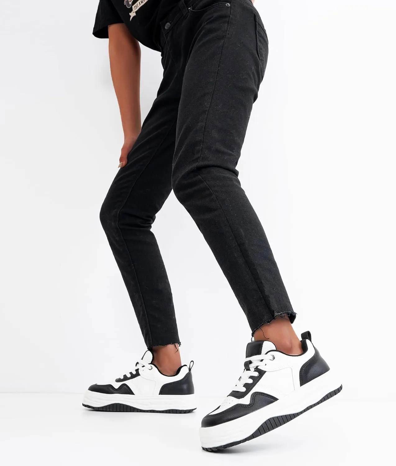 Vepose 8060 Women's Fashion Platform Sneakers, Wide Toe Design Leather Casual Tennis Lace-up Shoes