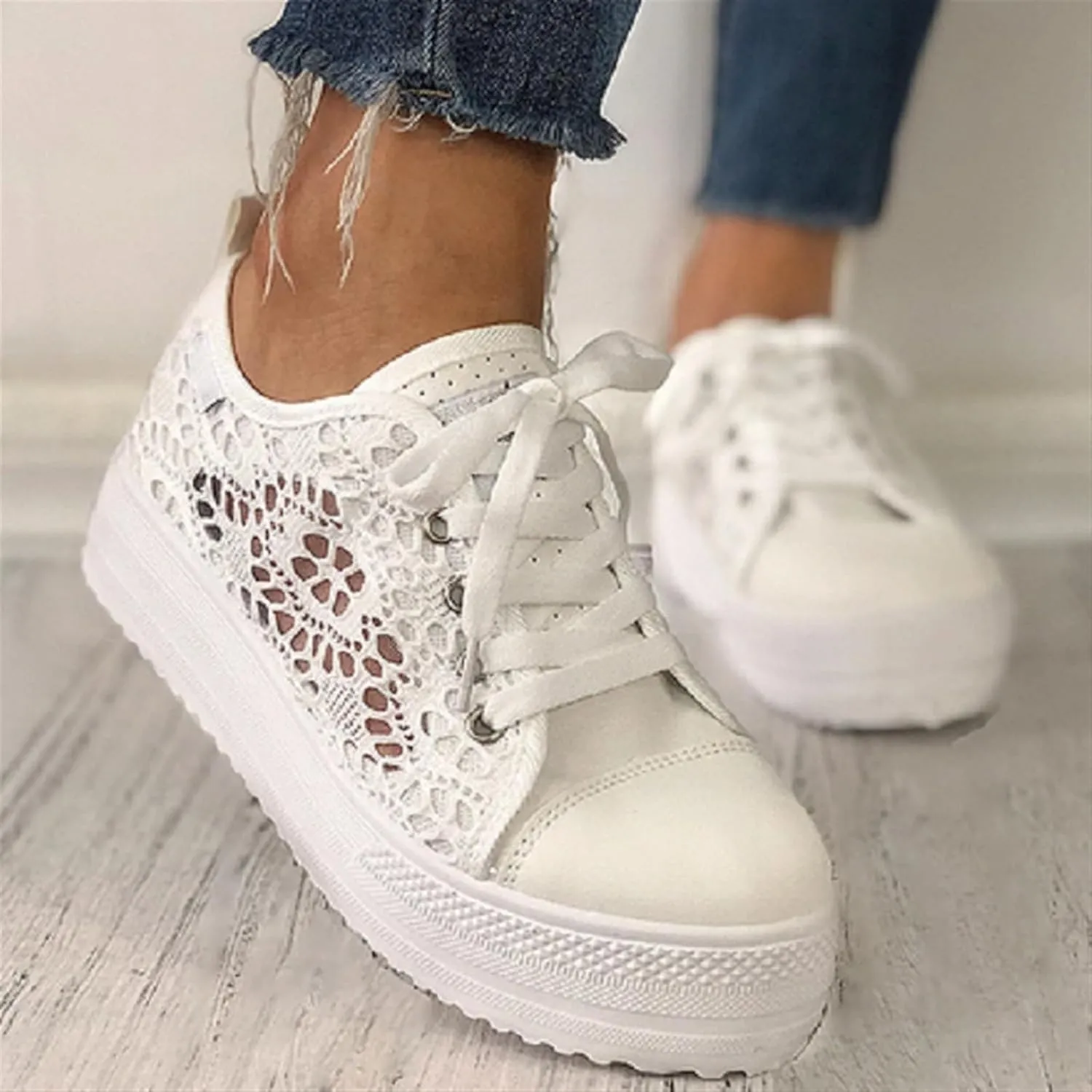 Women's Canvas Lace Mesh Sneakers Summer Lace up Breathable Low Top Shoes Round Toe Anti-Slip Platform Sneakers