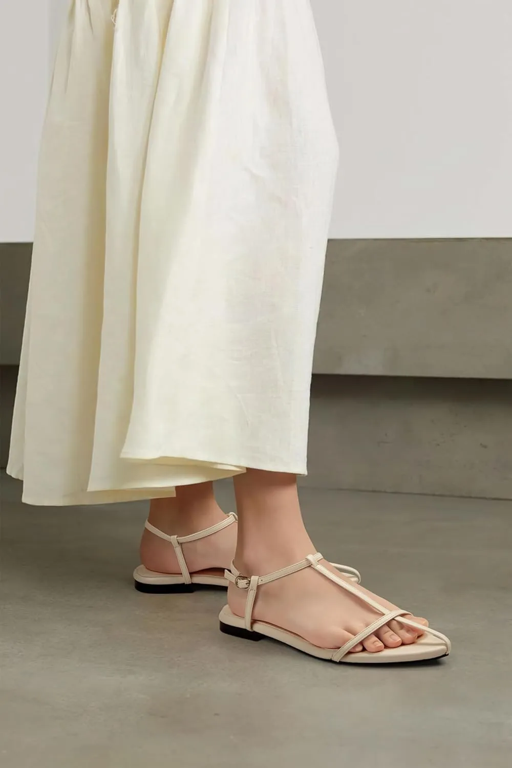 Women's Flat Sandals Pointed Open Toe T-Strap Comfortable Gladiator Summer Slide Strappy Sandals