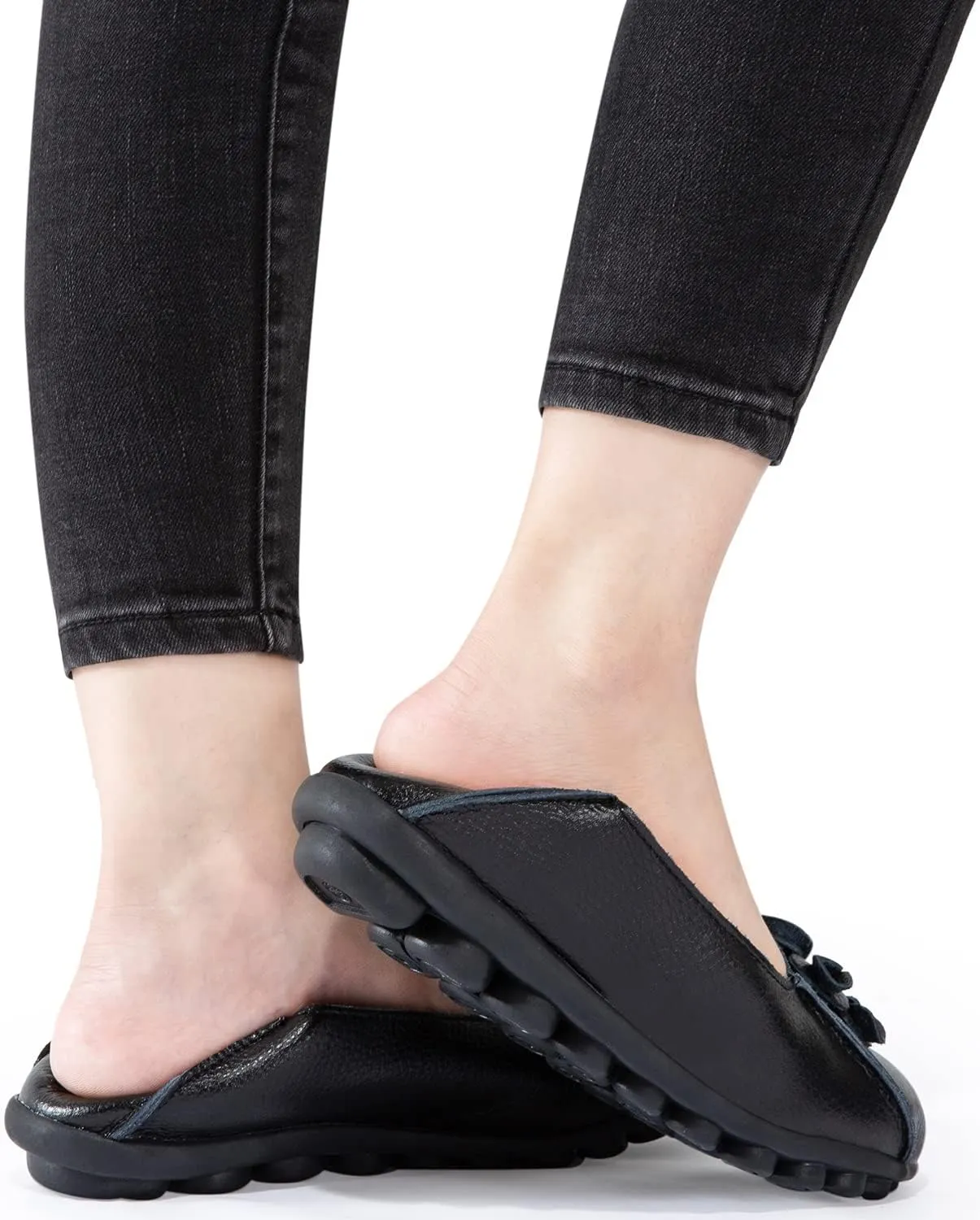 Women's Leather Loafers Slip On Flats Casual Round Toe Moccasins Wild Breathable Comfortable Walking Working Driving Long Standing Fashion Soft Shoes