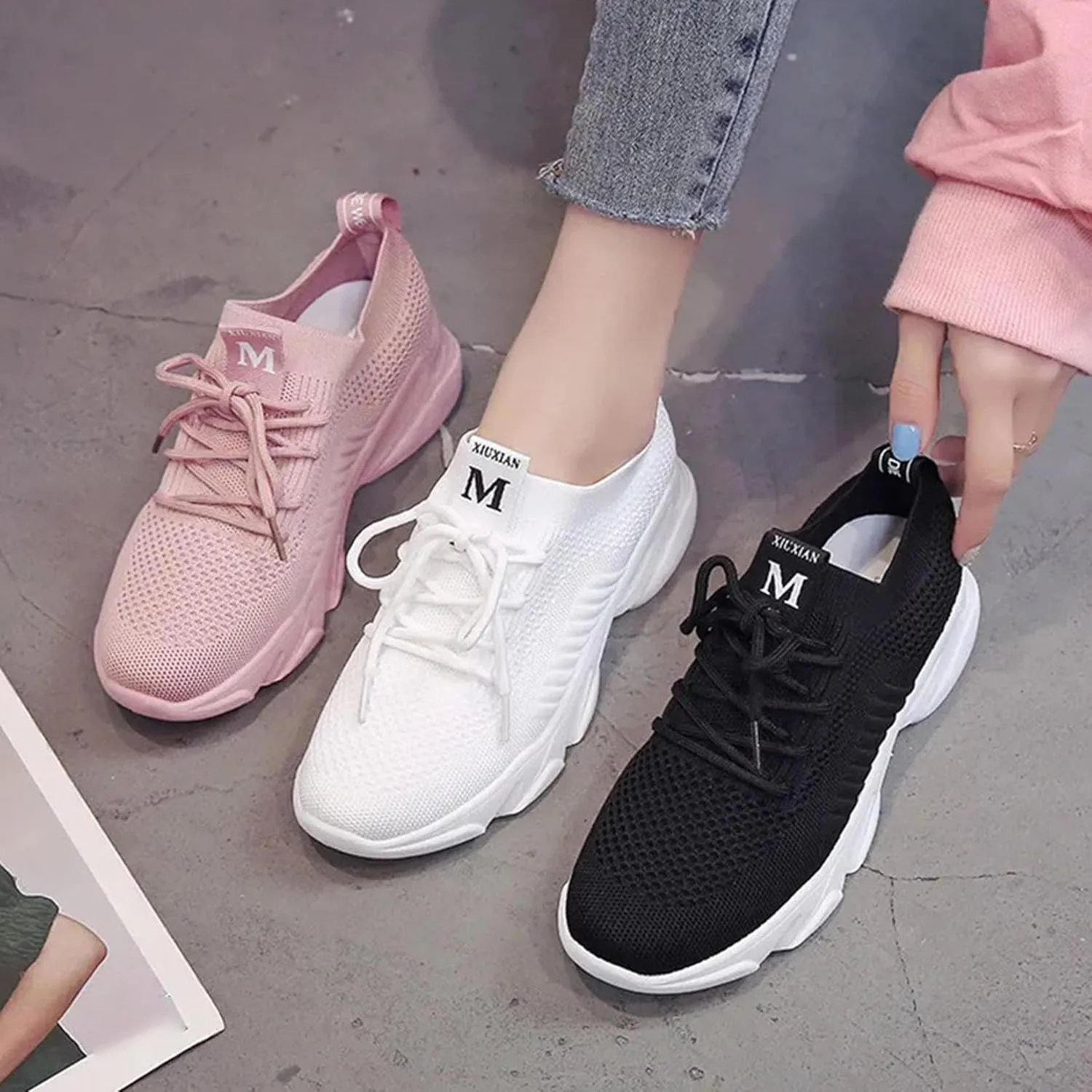 Women's Mesh Walking Shoes Breathable Running Sneakers Lightweight Lace Up Women Shoe Outdoor Non Slip Workout Travel