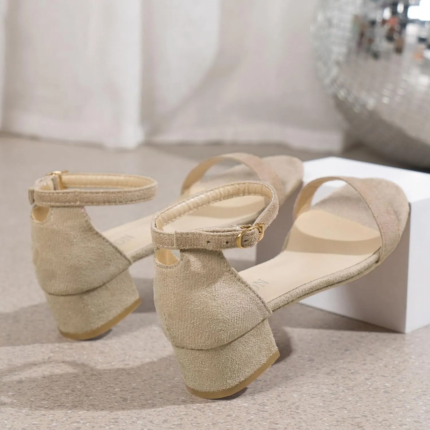 Womens Strappy Chunky Block Low Heeled Sandals Open Toe Adjustable Buckle Ankle Strap Arch Fit Shoes Party Dance